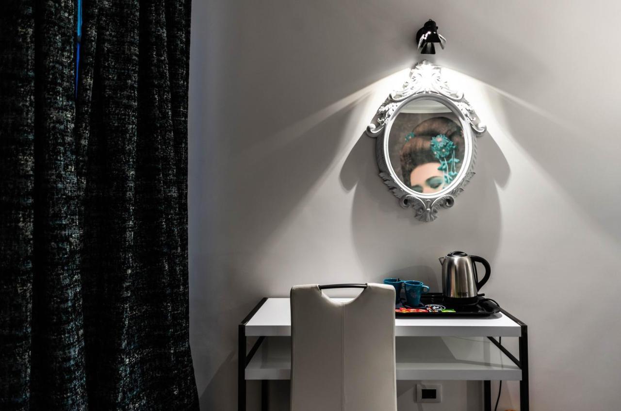 Trevi & Pantheon Design Rooms Roma Esterno foto
